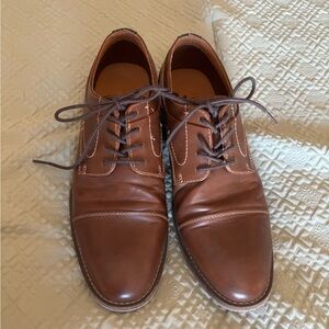 J Ferrar Men's Brown Leather Dress Shoes